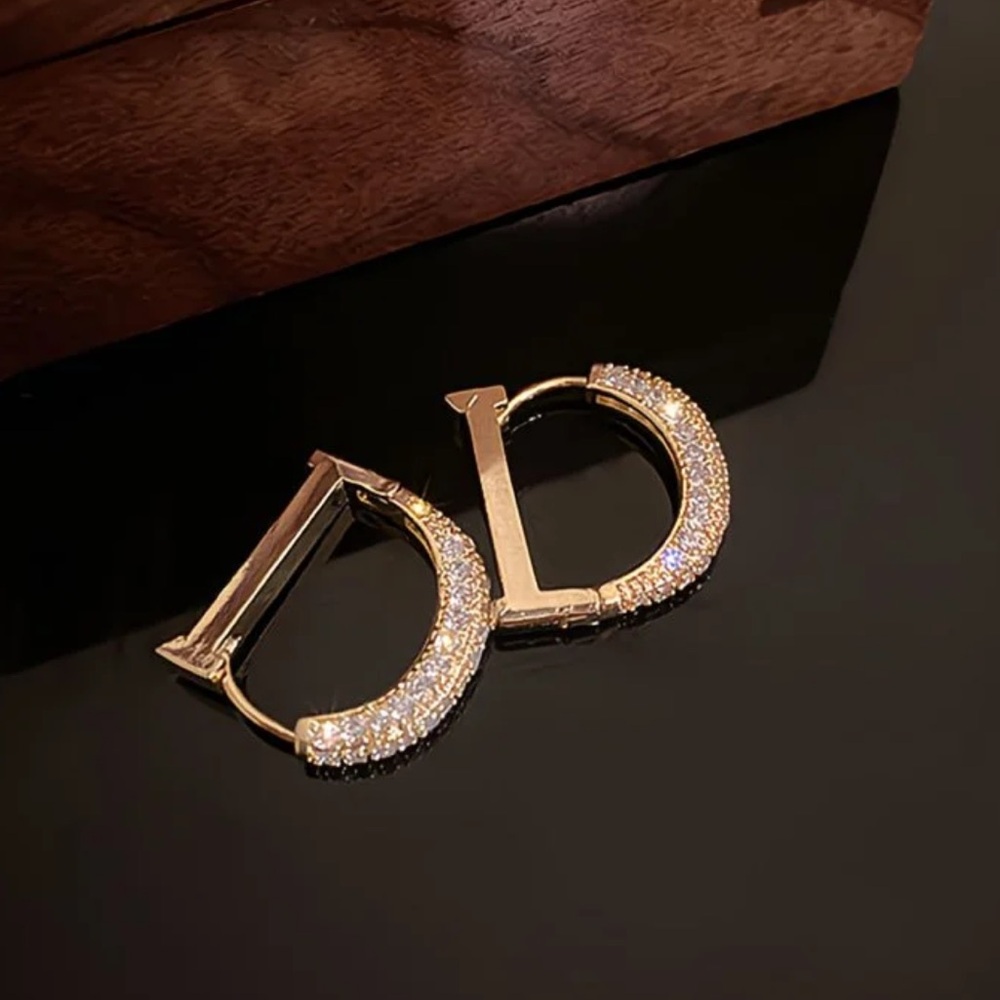 ✨ New Gold Initial D Crystal Hoop Earrings Letter D Rhinestone Huggie Hoops
